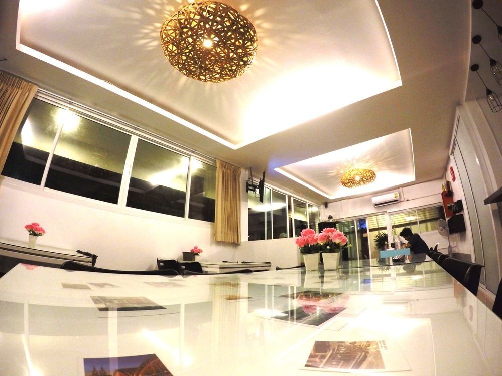 Hotell At We