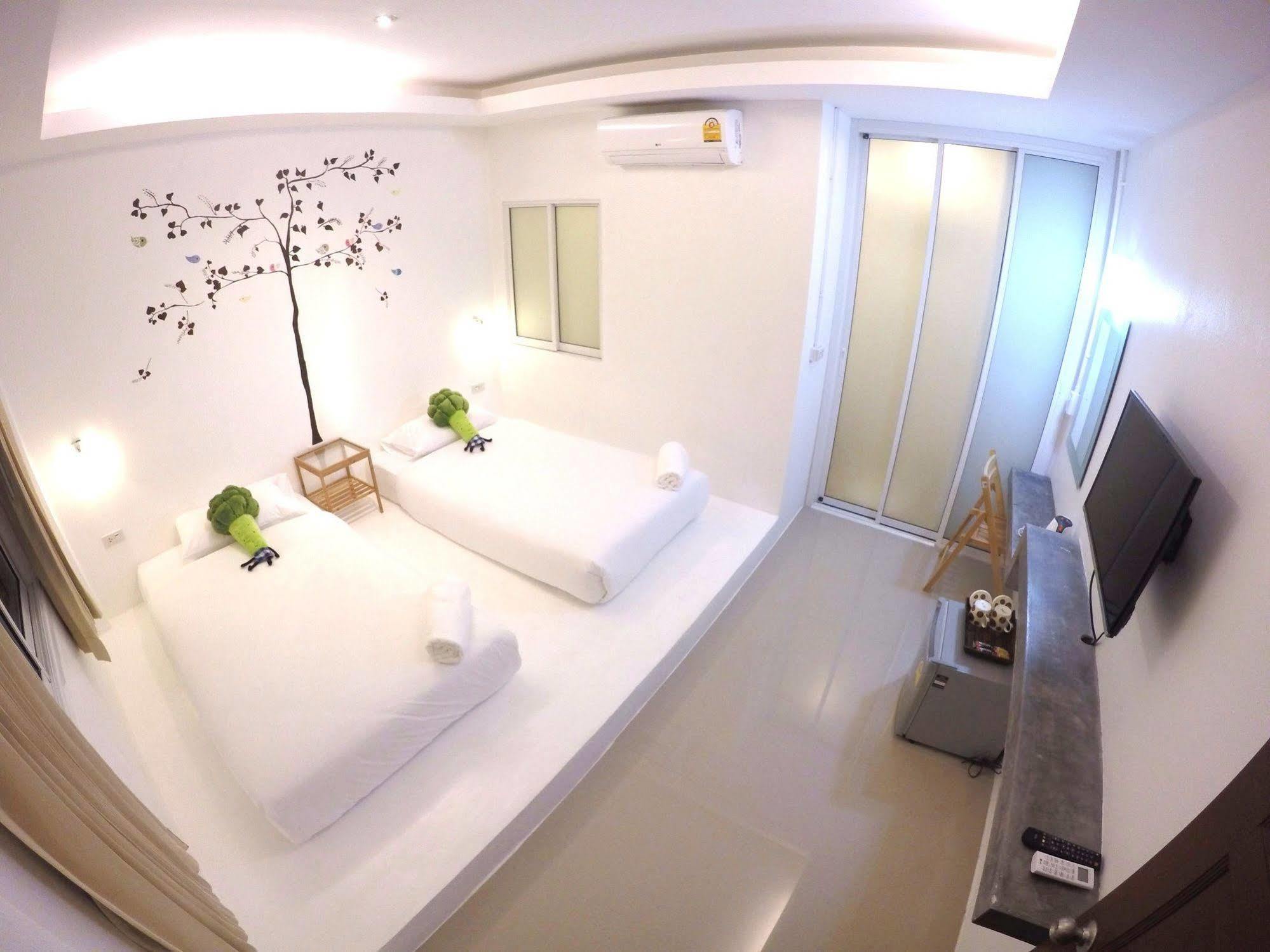 Hotel At We Patong